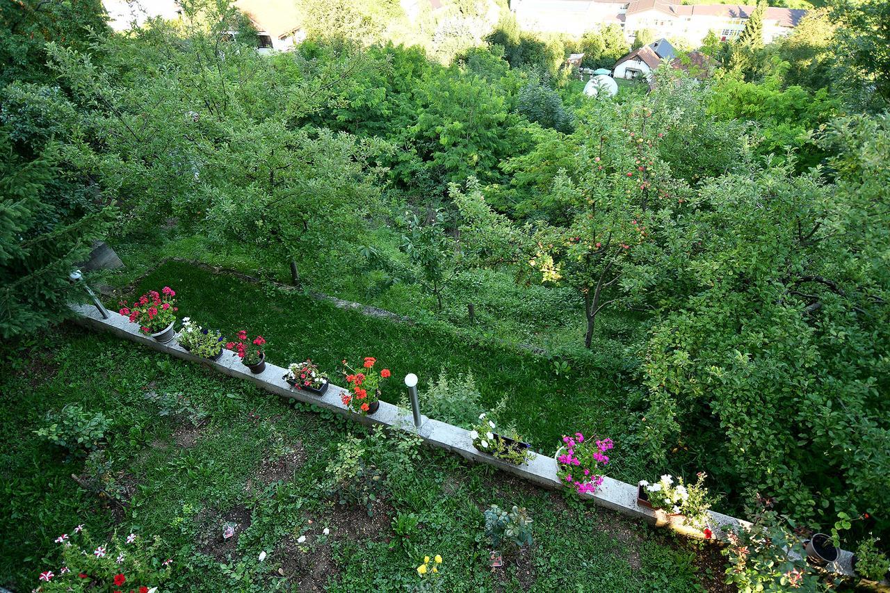 Keep Calm Garden Saraievo Exterior foto